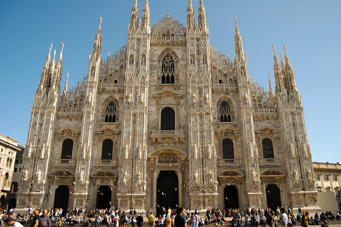 Highlights of Milano Private Walking Tour: Duomo, Castle & Gelato - Chiesa di San Maurizio: secret frescoes in a quiet cloister