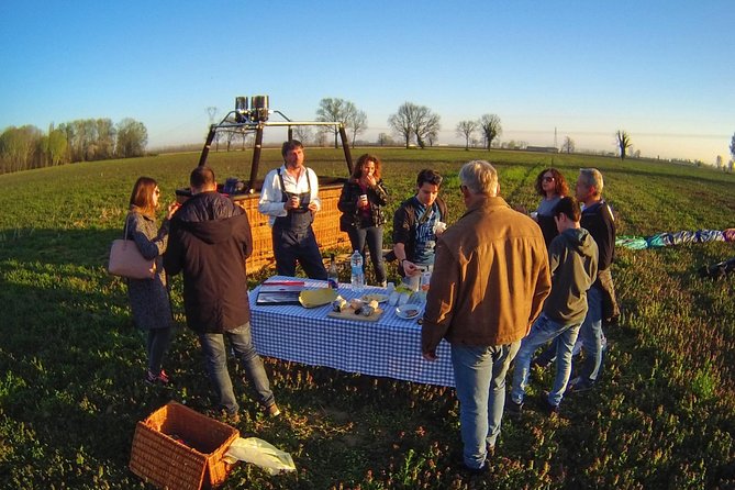 Hot air balloon flight Milan weekend - Getting to Sant’Angelo Lodigiano and then into the countryside