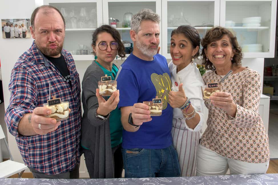 International aperitif + cooking class in Italian - The hands-on cooking blocks: 30 minutes, break, then 30 more