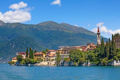 Italy and Switzerland Day Trip: Lake Como, Bellagio & Lugano from Milan - Bellagio’s cobblestones: the 1-hour “pearl” stop