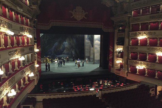 La Scala Theatre and Museum guided experience - When the theater doors open (and when they don’t)