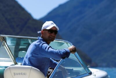 Lake Como: 2-Hour Luxury Speedboat Private Tour - Private group comfort: up to 5 people, your own captain flow