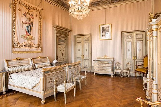 Lake Como and its villas tour - Villa Carlotta and the Marquis Clerici Art Rooms