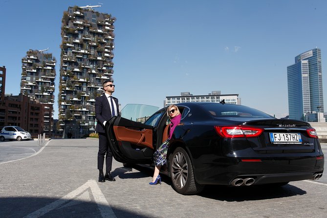 LINATE - MILANO airport transfer with private Luxury Car - Private Luxury Car: Comfort and Privacy in Milan Traffic