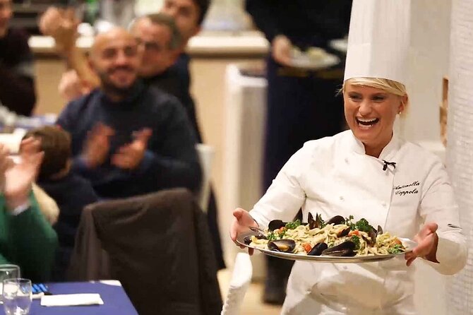 Luxury Cooking Class with a Chef in Bellagio - The aperitivo start: garden welcome, Prosecco, and getting oriented