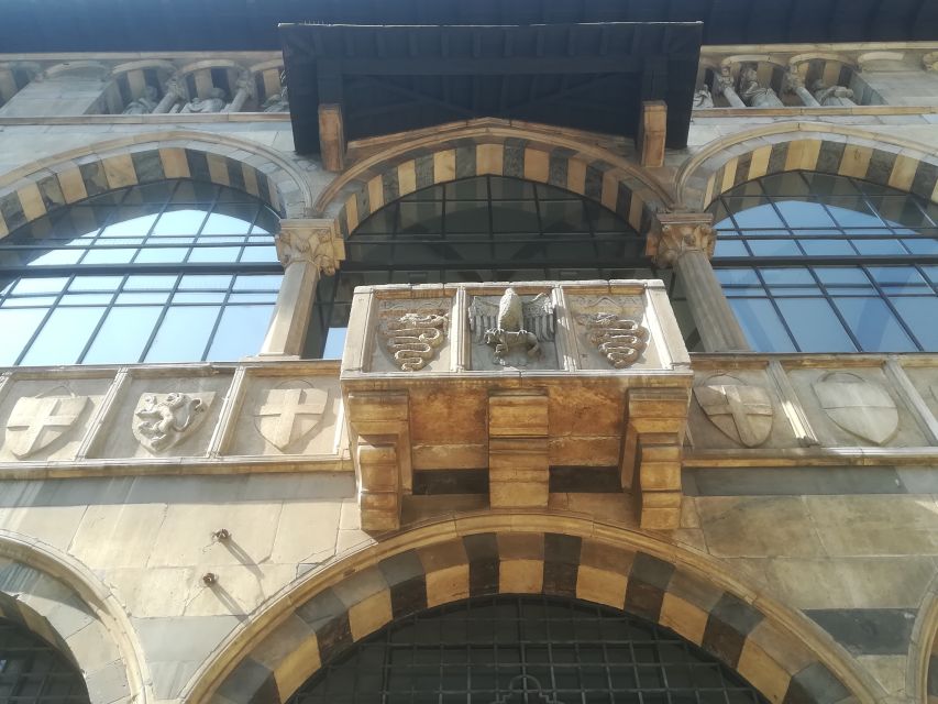 Milan: 4-Hour Art and History Private Walking Tour - Galleria Vittorio Emanuele II: more than a pretty shopping corridor