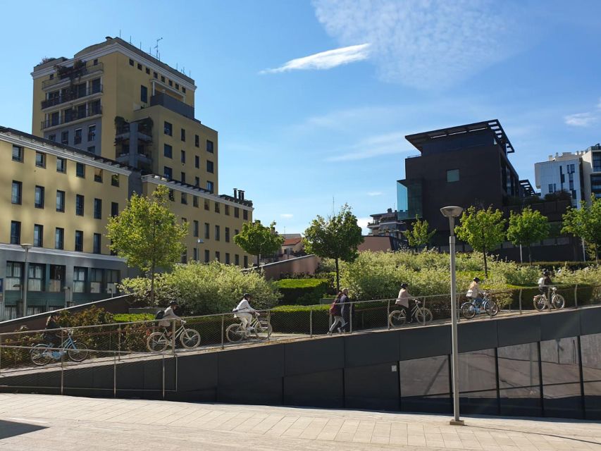 Milan: Bike tour of the city - Pace, Group Size, and When You’ll Actually Stop for Photos