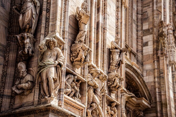 Milan: Cathedral and Duomo's Rooftop Guided Tour - Duomo Museum: short, included entry that adds context
