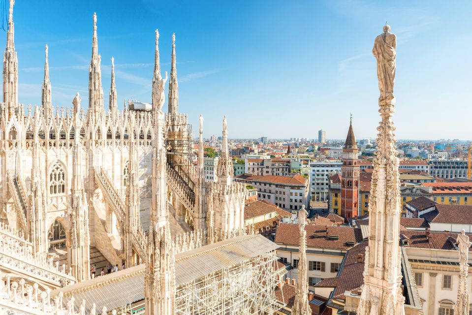 Milan Cathedral: Skip-the-Line Private Tour with Rooftop - Why skip-the-line matters at the Duomo