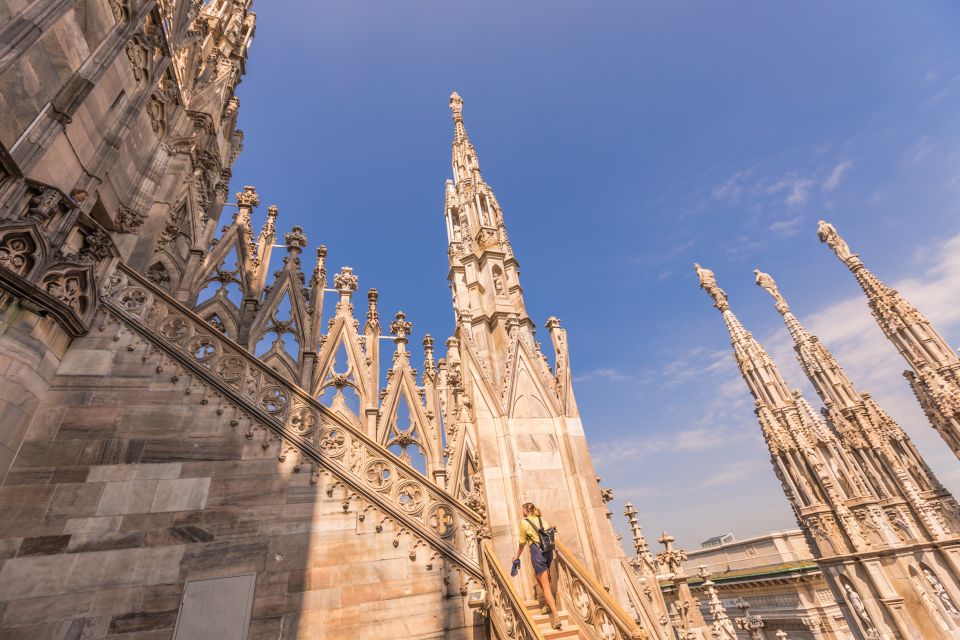 Milan Duomo and Rooftop 2-Hour Guided Tour - Madonnina, 3,400 Statues, and the Flying Buttresses Up Close