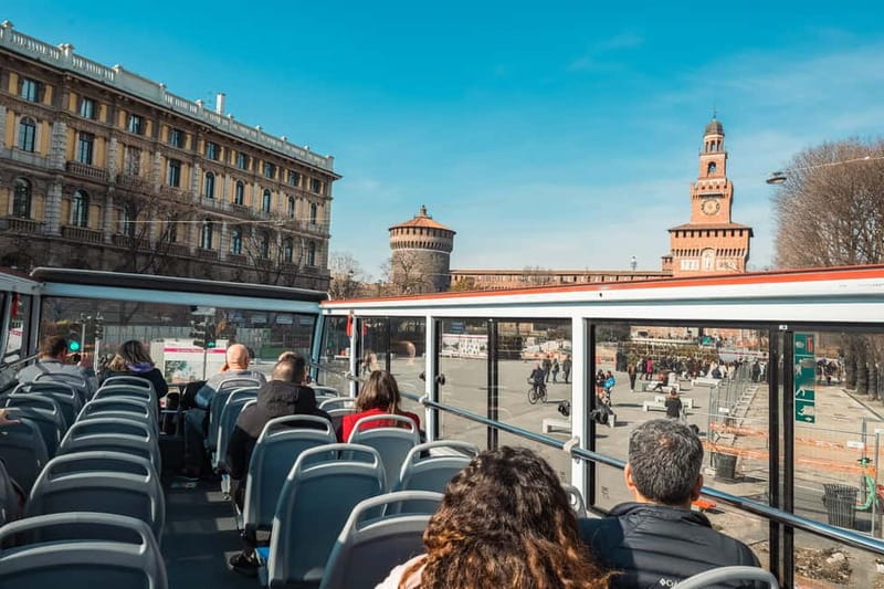 Milan Duomo Rooftops Tour + Optional Hop-on-Hop-off ticket - Guides and the Headset Advantage: Why the Tour Feels Smooth