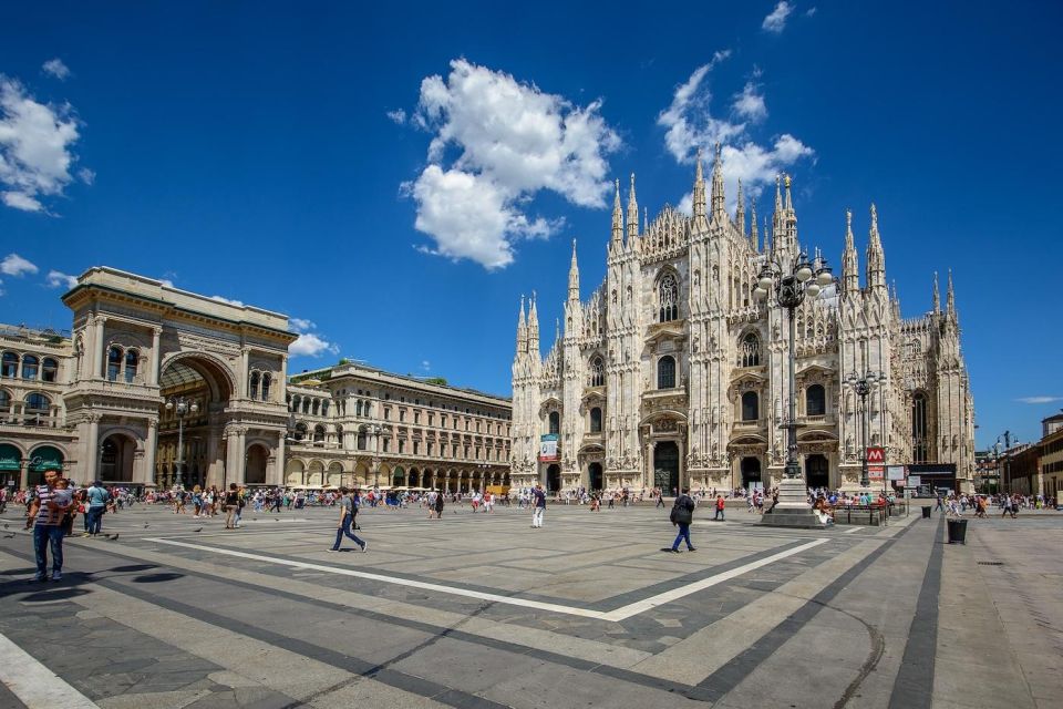 Milan: Duomo, Sforza Castle, and Pieta Guided Tour - Palazzo Marino: Milan’s civic face
