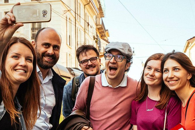 Milan Duomo & Terrace PRIVATE TOUR with Ticket & Guide Included - Meeting at Piazza del Duomo and Planning Your 2-Hour Window
