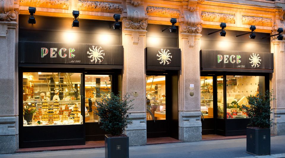 Milan Food and Secrets Tour - Duomo first: where this tour gets your bearings fast