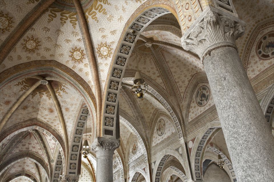 Milan: Guided Walking Tour with Last Supper Skip-the-Line - Bramante’s illusion of space: a Renaissance trick you can spot with your own eyes