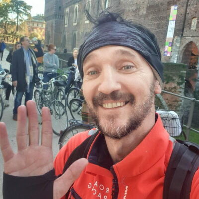 Milan: Hidden Gems Guided Bike Tour - Leaving the center: how the ride stays easy and fun for 3 hours
