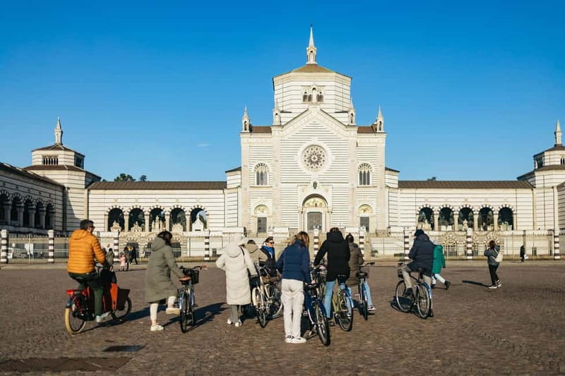 Milan: Hidden Gems Guided Bike Tour - The café break: coffee or local ice cream the easy way