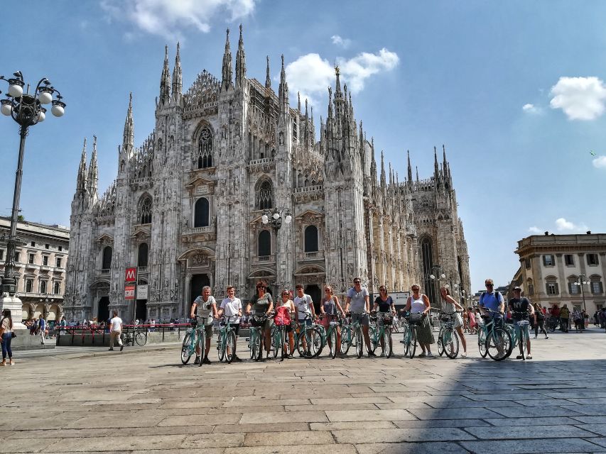 Milan: Highlights and Hidden Gems Guided Bike Tour - Castello Sforzesco and Parco Sempione: Fortress Views to Green Calm