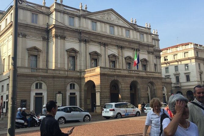 Milan Highlights: Guided Duomo, Last Supper & City Centre Tour - Entering the Duomo: crypts, artworks, and a 600-year build story