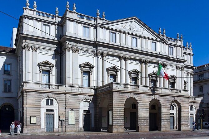 Milan Highlights semi-Private Walking Tour - Galleria Vittorio Emanuele II: the architecture you’ll remember