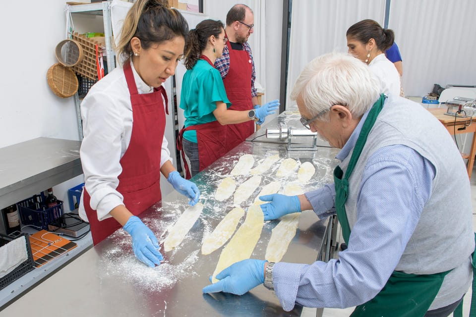 Milan: Italian Cooking Class with Food and Wine - Key takeaways before you book