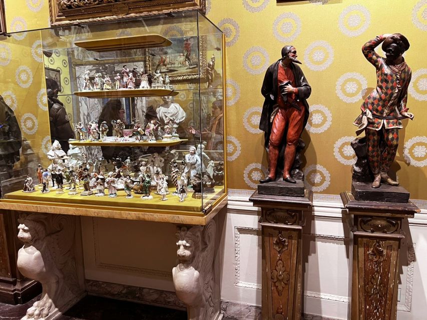 Milan: La Scala Theatre Skip-the-line Guided Tour - Meeting at Teatro alla Scala Museum: Fast Entry, Clear Direction