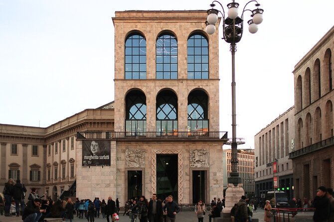Milan: Museum of the 900 Fast-Track Entry Ticket & Audio Guide - Starting at the heart of the collection: 1902 and Pellizza da Volpedo