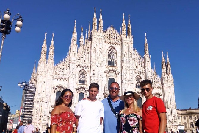 Milan Must-See Sites Guided Tour with Skip-the Line Tickets to Duomo & Cathedral - Inside Sforza Castle Courtyards: A Power Starter