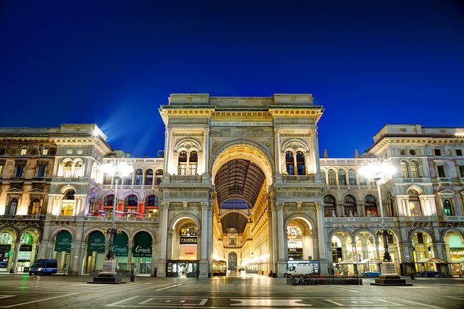 Milan Night Tour & Drinks with a Local Guide: Private & 100% Personalized - Teatro alla Scala area: culture first, or a switch to your preferred scene
