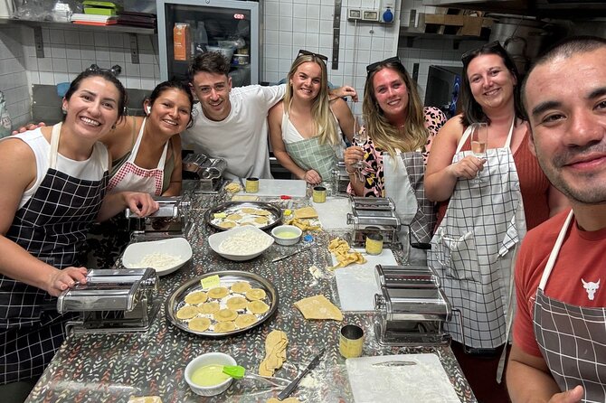 Milan: Pasta and Tiramisu Small Group Cooking Class with Wine - If you book: a few smart tips to get more out of it