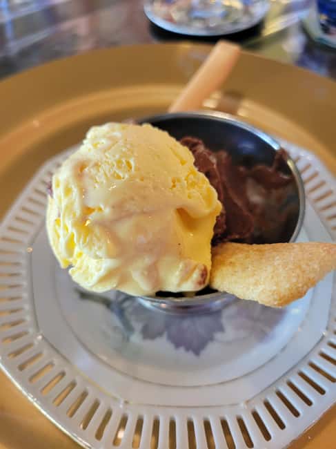 Milan: Pasta, Ravioli, and Gelato Class in a Glamorous Home - Drinks and Dining: Limoncello, Organic Wine, and a Real Meal