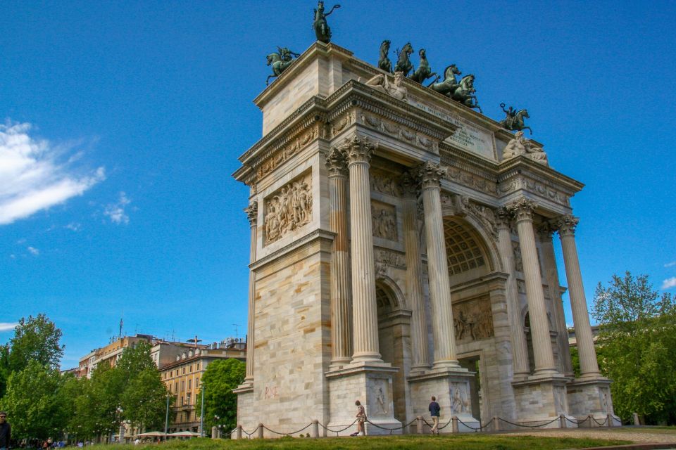 Milan: Private 4-Hour Walking Tour - Brera and Pinacoteca of Brera: art streets without the museum rush