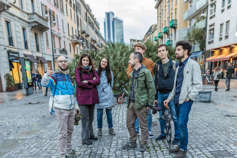 Milan: Private and Personalized Highlights Tour - Courtyards and tucked-away cafés: finding Milan between the headlines