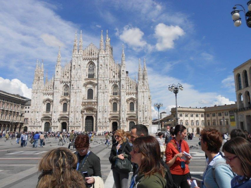 Milan: Private or Shared Essential Walking Tour - La Scala (from the outside): the theatre you hear about everywhere