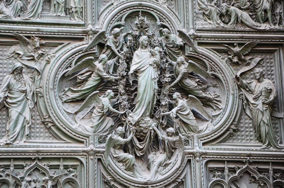 Milan: Private or Shared Essential Walking Tour - Starting near the Duomo: the story behind Milan’s signature landmark