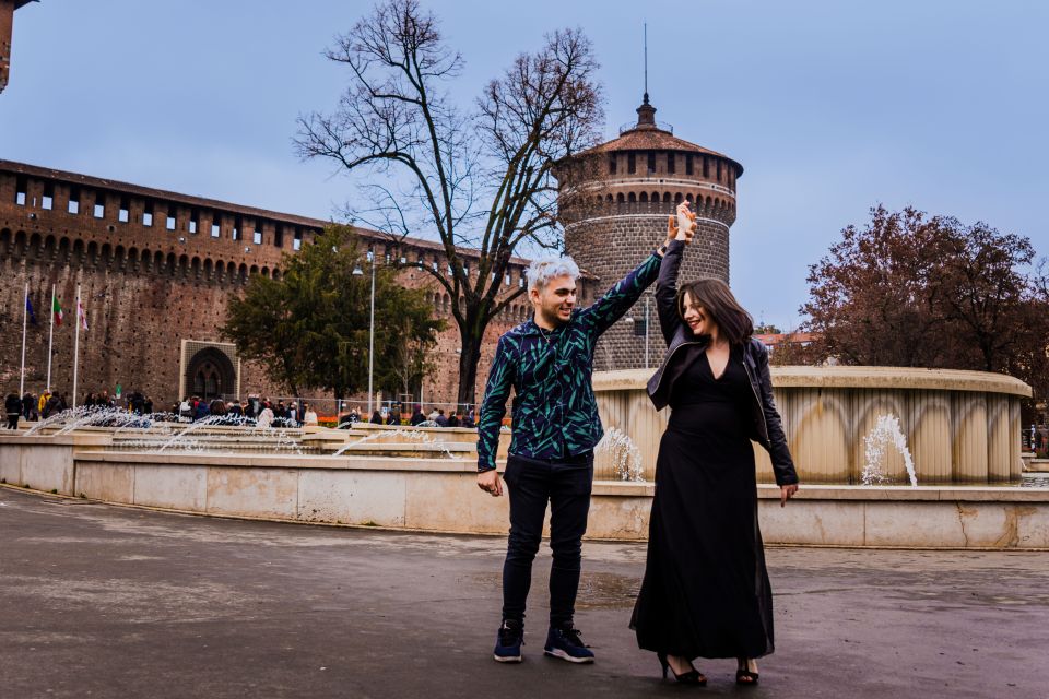 Milan: Professional Photoshoot Outside Sforza Castle - Getting Better Photos Without Overthinking Poses