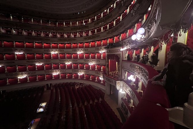 Milan Scala Theatre and Duomo Cathedral Tour - Meeting point, timing, and how the 2-hour flow works