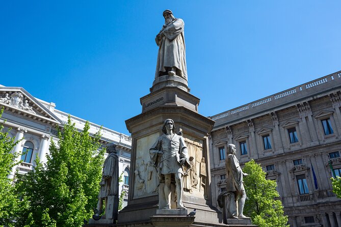 Milan Scavenger Hunt and Best Landmarks Self Guided Tour - Practical tips to keep the game fun