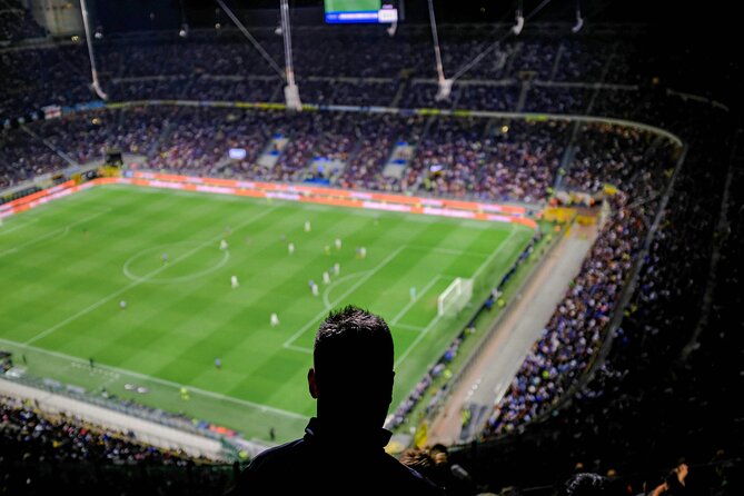 Milan: See a football game in Milan together with locals - How the 3 hours typically feel on the ground