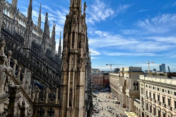 Milan Semi-Private Max 6 People Tour with Last Supper and Duomo - Piazza Affari and L.O.V.E.: modern Milan with an attitude