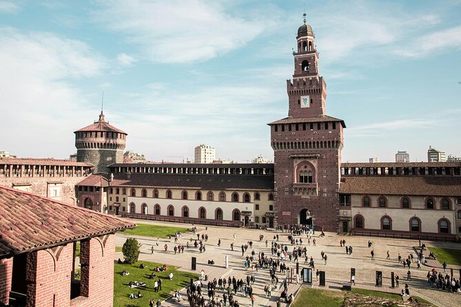 Milan: Sforza Castle Entry Ticket & Audio Guide - Using the smartphone audio guide without getting stuck
