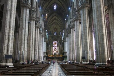 Milan Super Saver: Skip-the-line Duomo and Rooftop Tour - Getting There: Piazza del Duomo Meeting Point Clarity