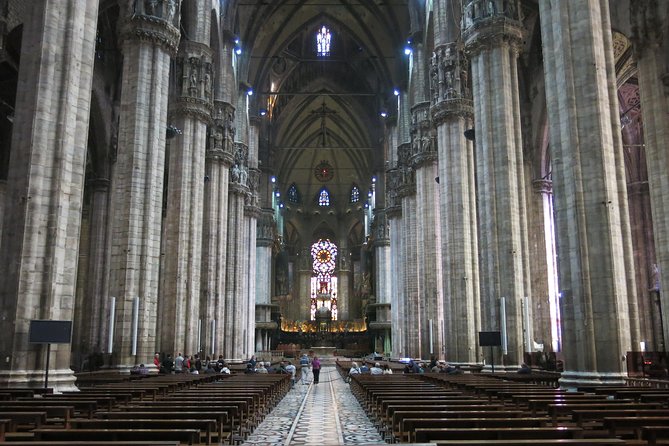 Milan Super Saver: Skip-the-line Duomo and Rooftop Tour - Getting There: Piazza del Duomo Meeting Point Clarity