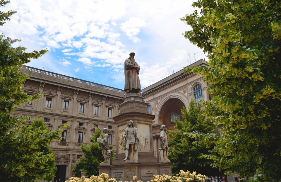 Milan: The Story of Leonardo da Vinci Private Guided Tour - Ambrosian Library (3.5-hour option): skip-the-line access to Codex Atlanticus material