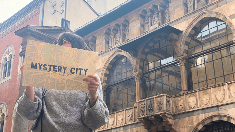 Milan: Treasure Hunt & Walking Tour - Your group stays private, and that changes the vibe