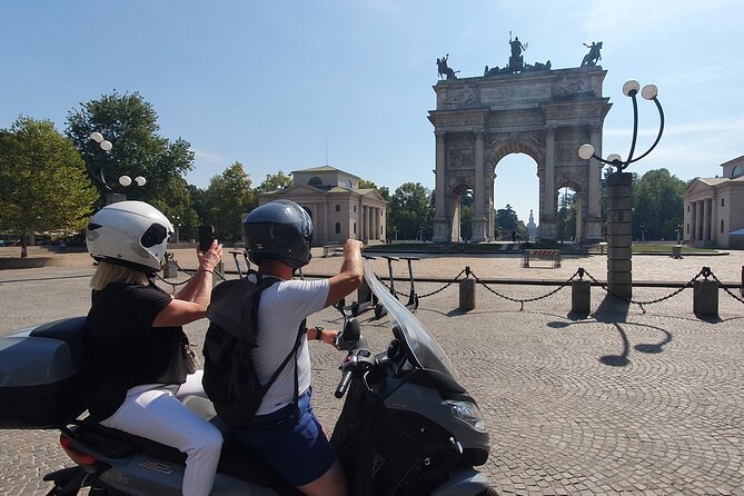 Milan Vespa Adventure: Private Tour for Couples and Friends - Getting picked up at Piazza del Duomo without the headache
