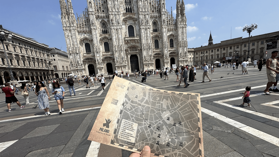Milano City Escape: "The tenant of the Duomo" - The story behind the Duomo hermit shack