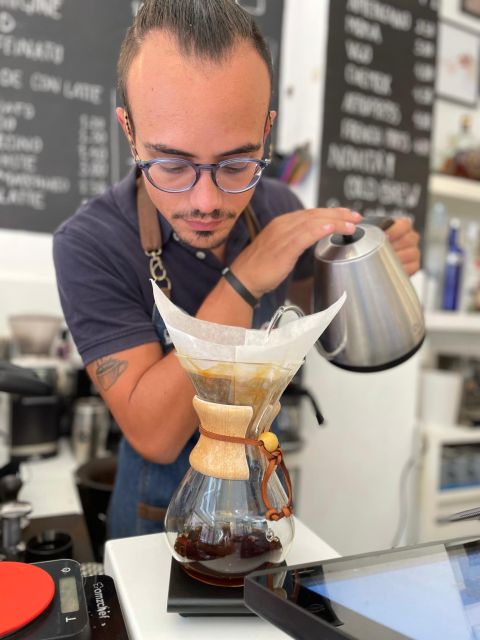 Milano: Degustazione caffè di qualità dalla moka al filtro - A Milan coffee tasting built around single origins and real extraction