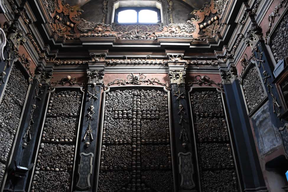 Milano: Highlights Private Tour, Duomo, Castle & Gelato - San Maurizio al Monastero Maggiore: calm cloisters, intense color
