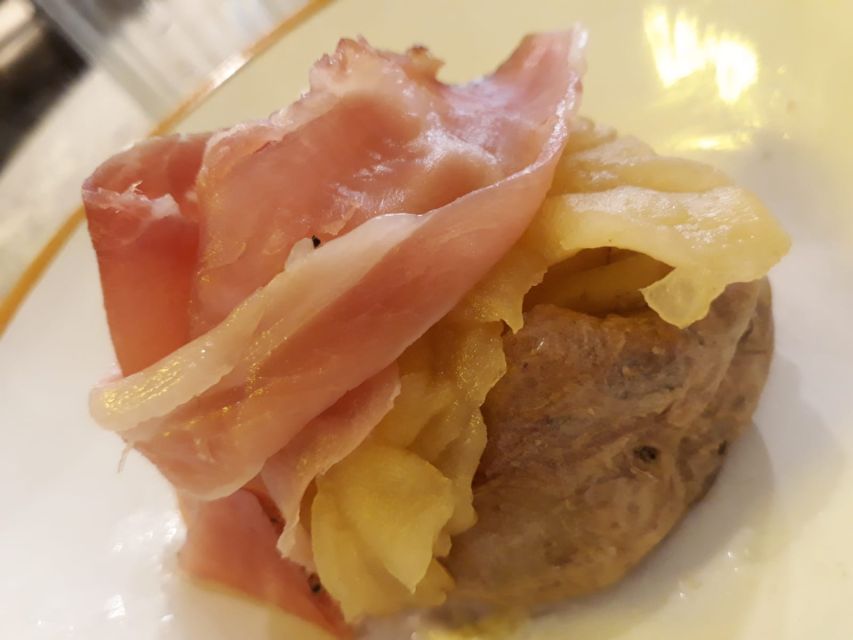 Milan’s Full-Meal Gourmet Food Tour - More Than Tastings - Via Dante Street Food: The Quick Bites That Keep You Moving